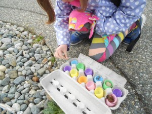 spring Easter nature hunt activity for kids