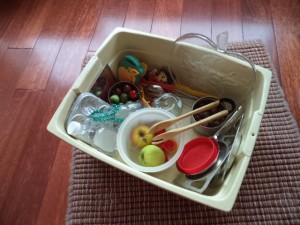 apple sensory play